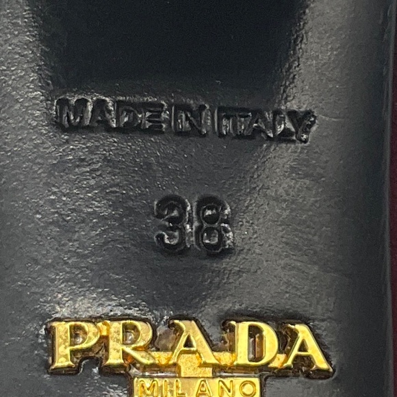 PRADA BURGUNDY / SILVER BUCKLE SUEDE PUMPS - Picture 8 of 8